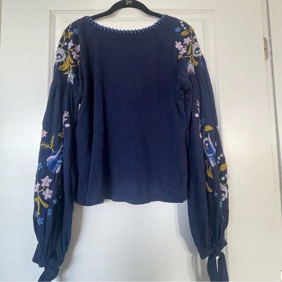 Free people embroidered navy cropped tie top - Picture 2 of 7